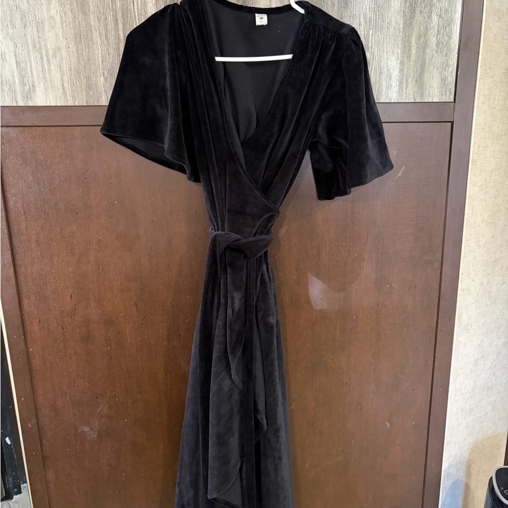 kate quinn Black Velvet Wrap Dress